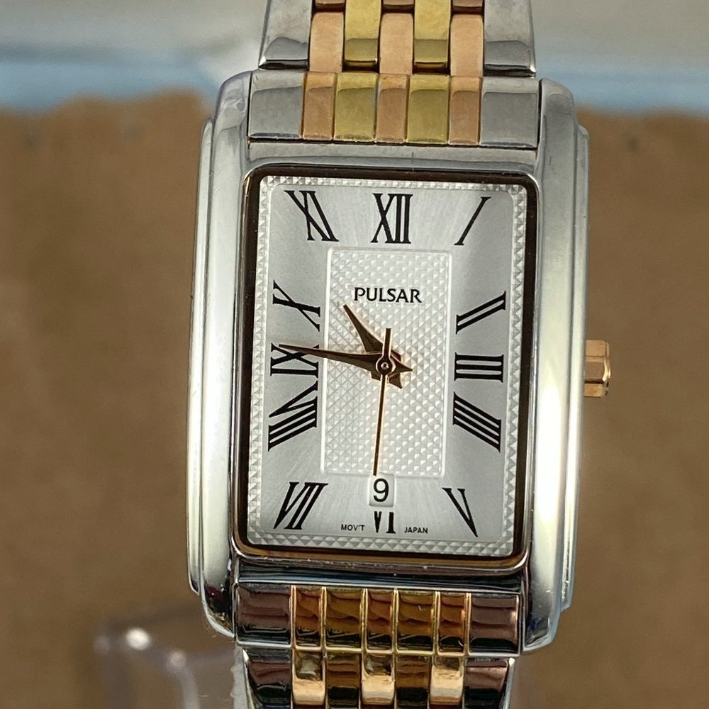 Sculptured Art Deco Retro Tank Style Pulsar Watch